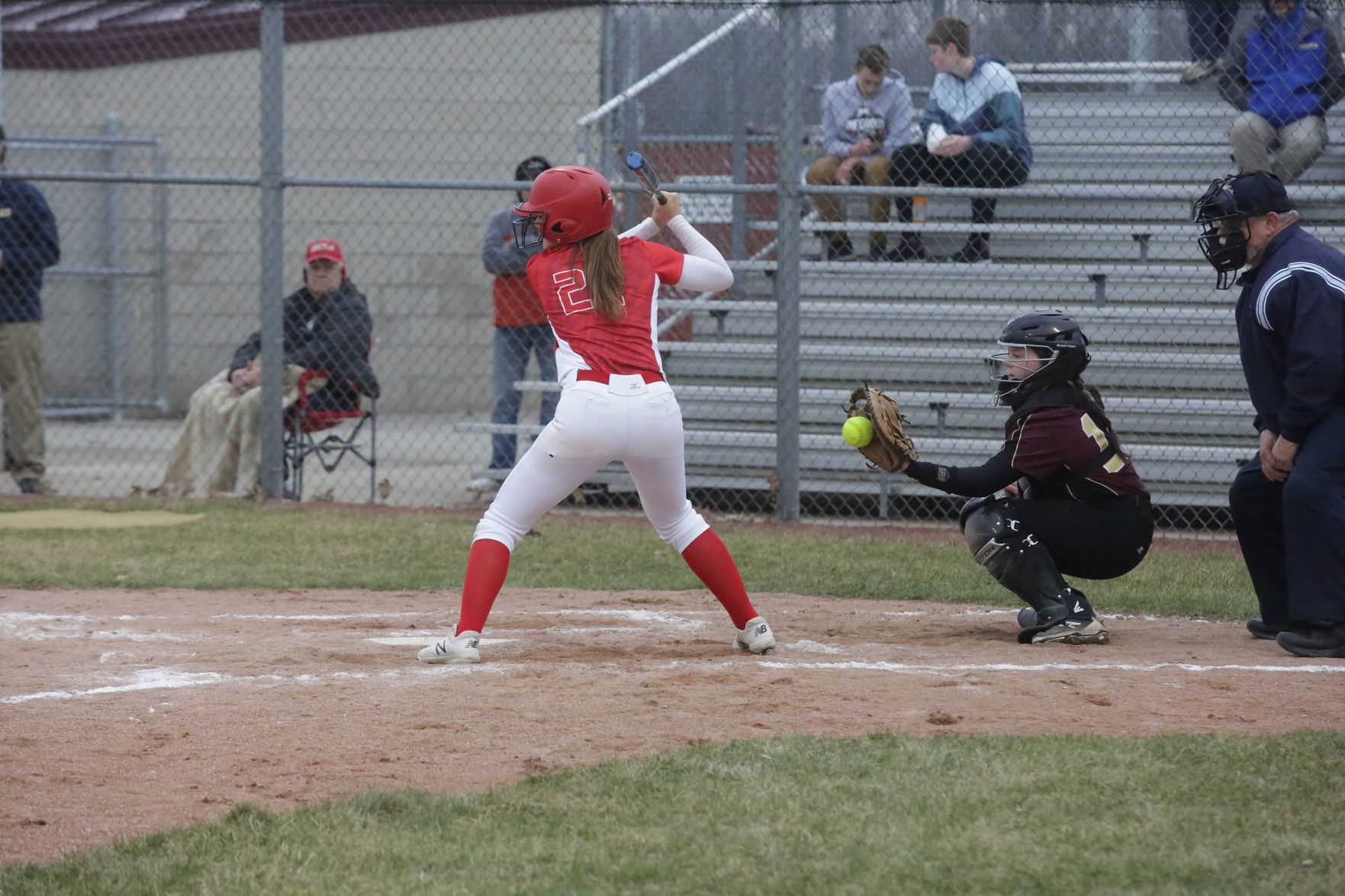Gallery Bulldogs vs Trojans in softball
